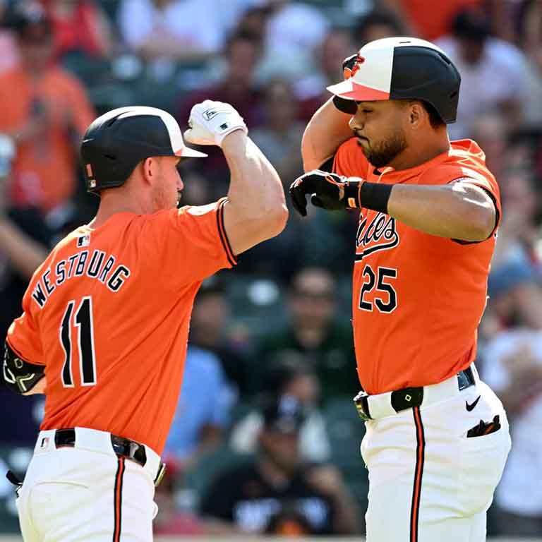 Victoria Contundente de Los Orioles Sobre Los Filis Destaca Equilibrio Y Poder Ofensivo